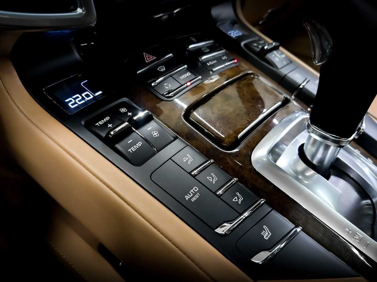 Купить Porsche Cayenne с пробегом. Фото: #27