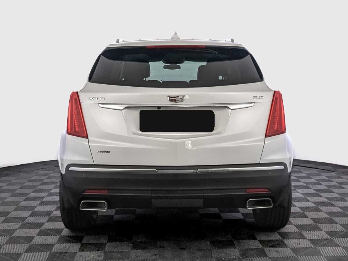 Купить Cadillac XT5 с пробегом. Фото: #5