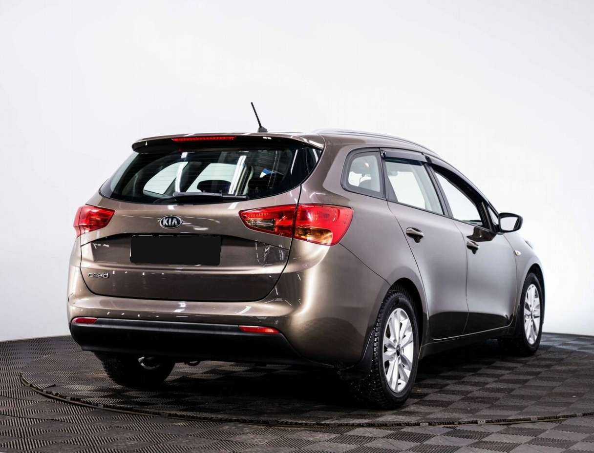 Купить Kia Ceed с пробегом. Фото: #5
