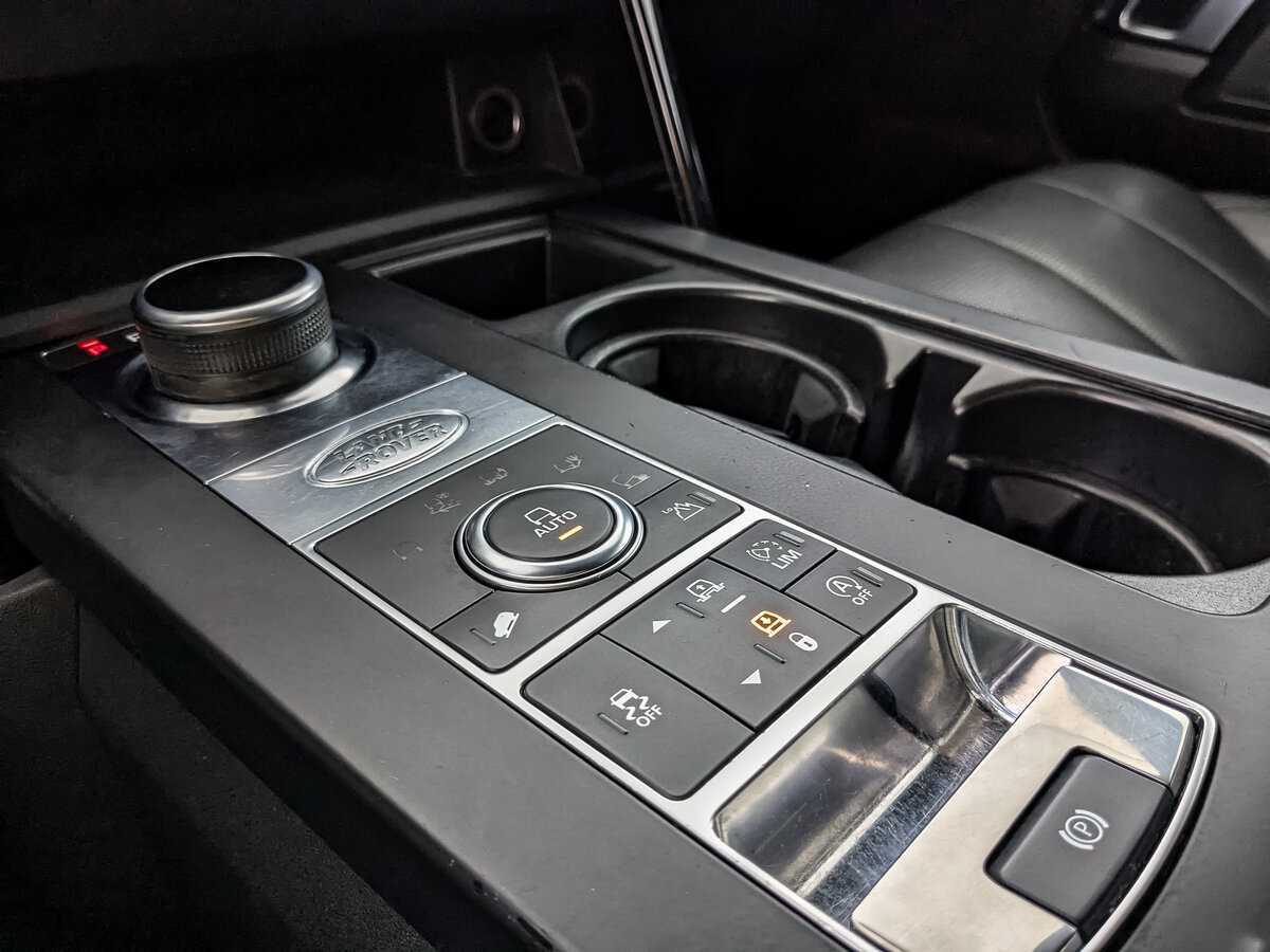Купить Land Rover Discovery с пробегом. Фото: #25