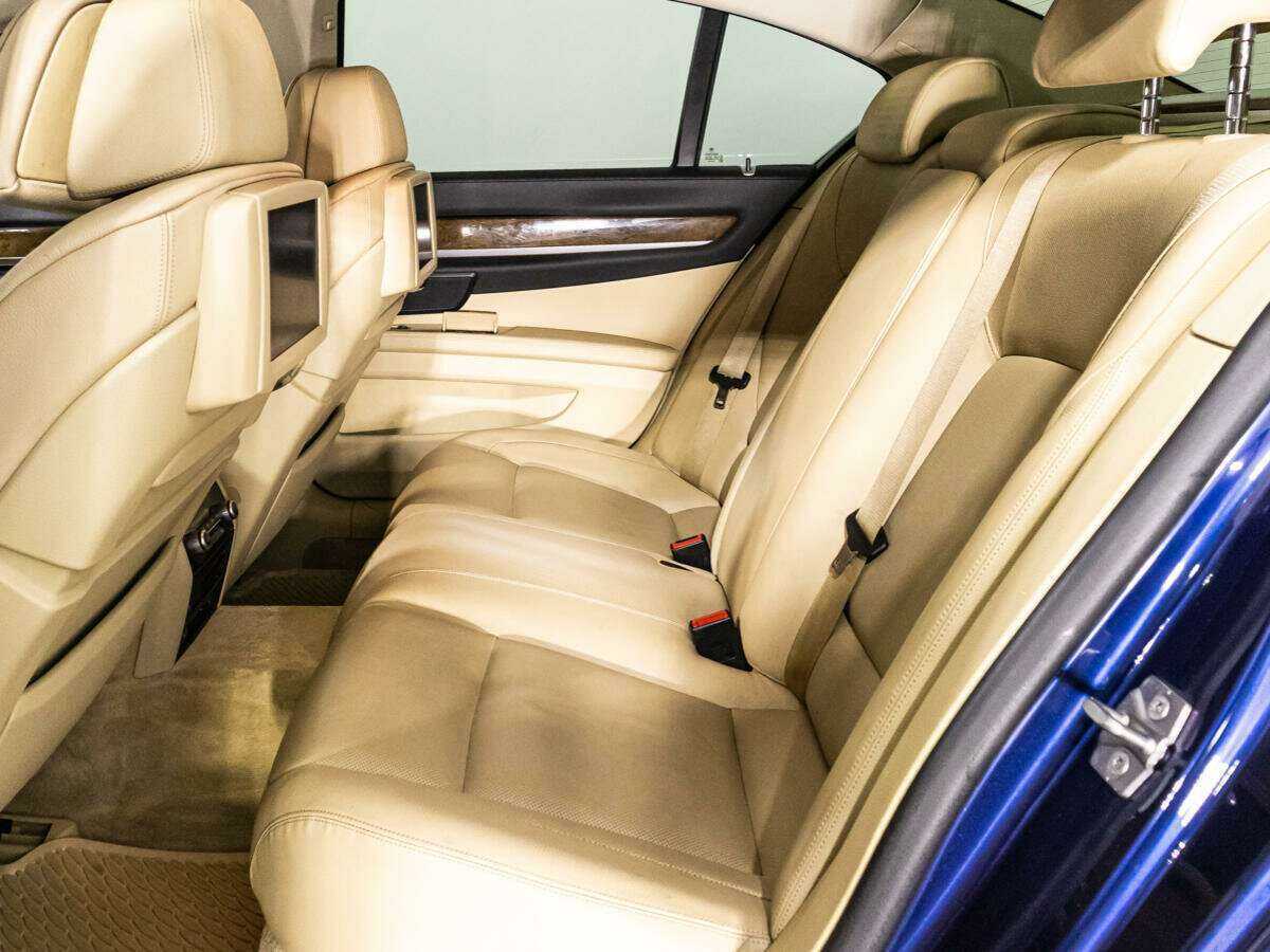 Купить BMW 7 серии с пробегом. Фото: #9