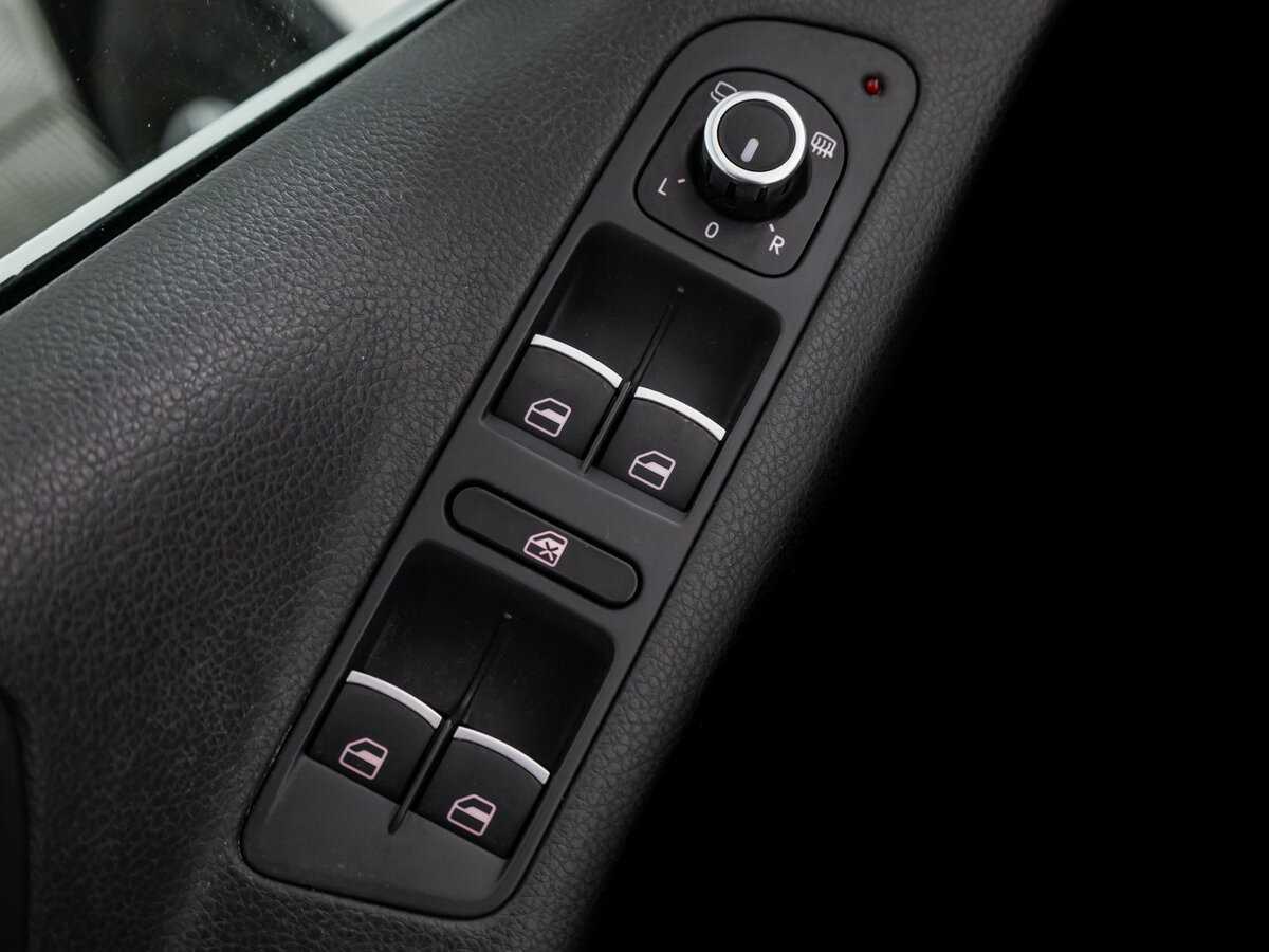 Купить Volkswagen Tiguan с пробегом. Фото: #11