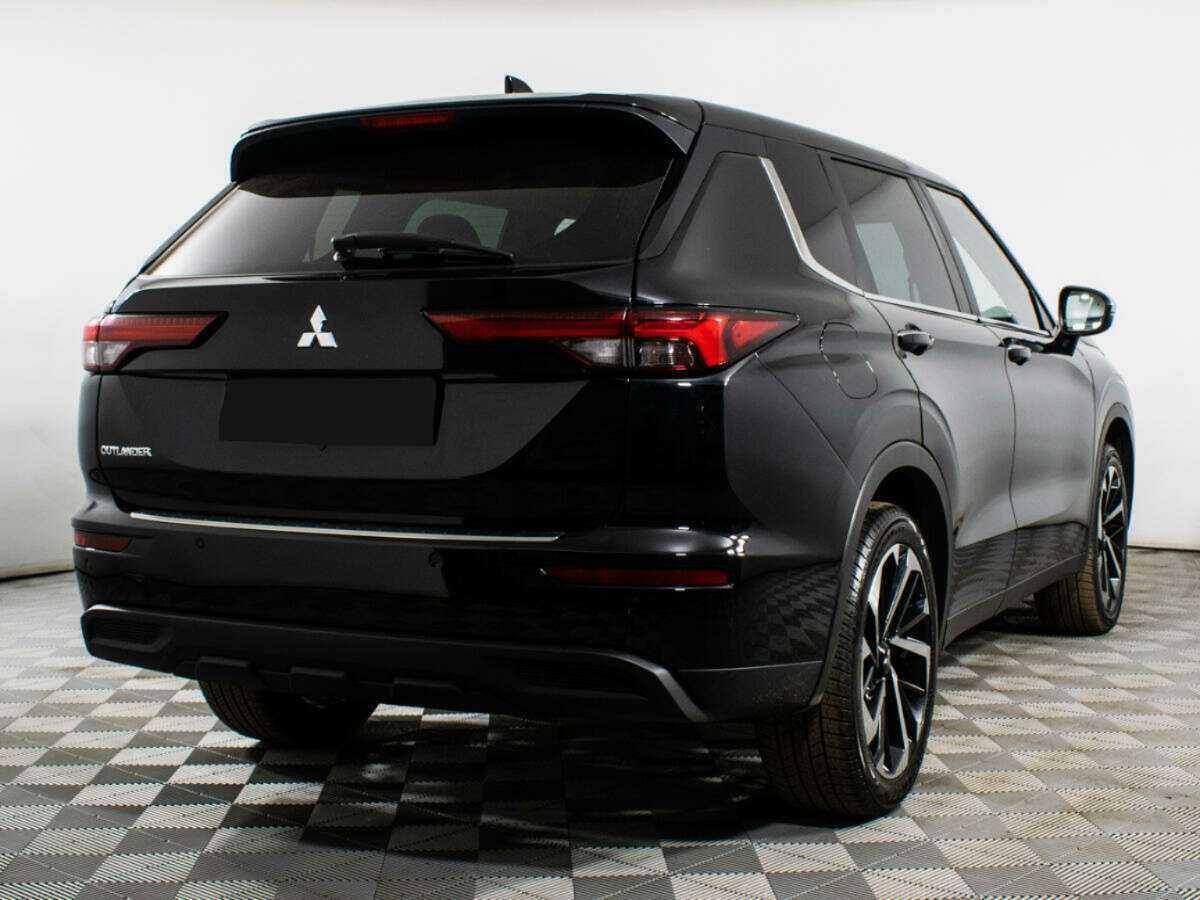 Купить Mitsubishi Outlander с пробегом. Фото: #4