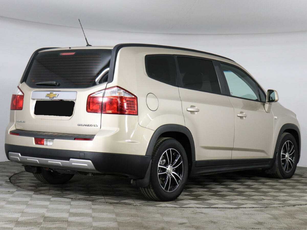Купить Chevrolet Orlando с пробегом. Фото: #4