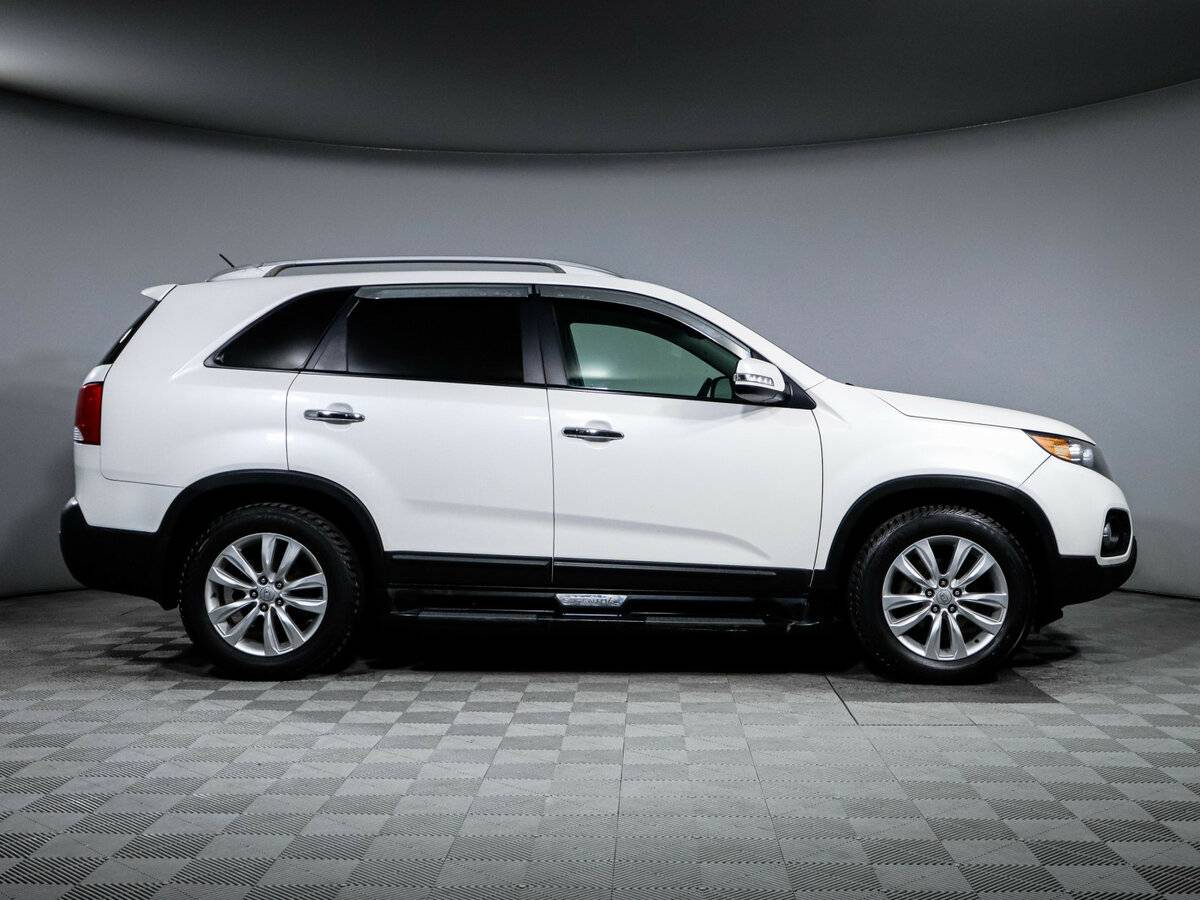 Купить Kia Sorento с пробегом. Фото: #3