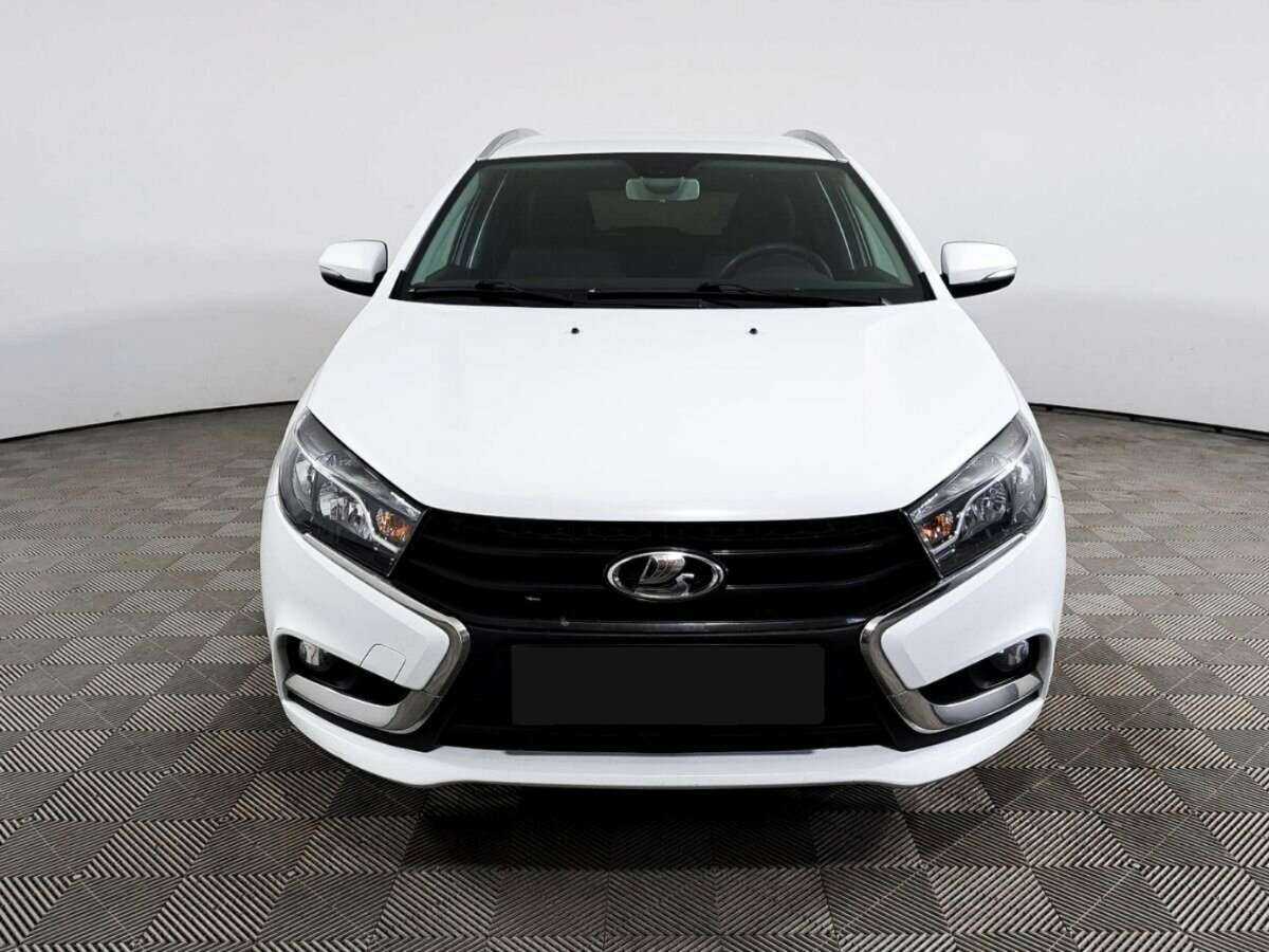 Купить Lada (ВАЗ) Vesta с пробегом. Фото: #1