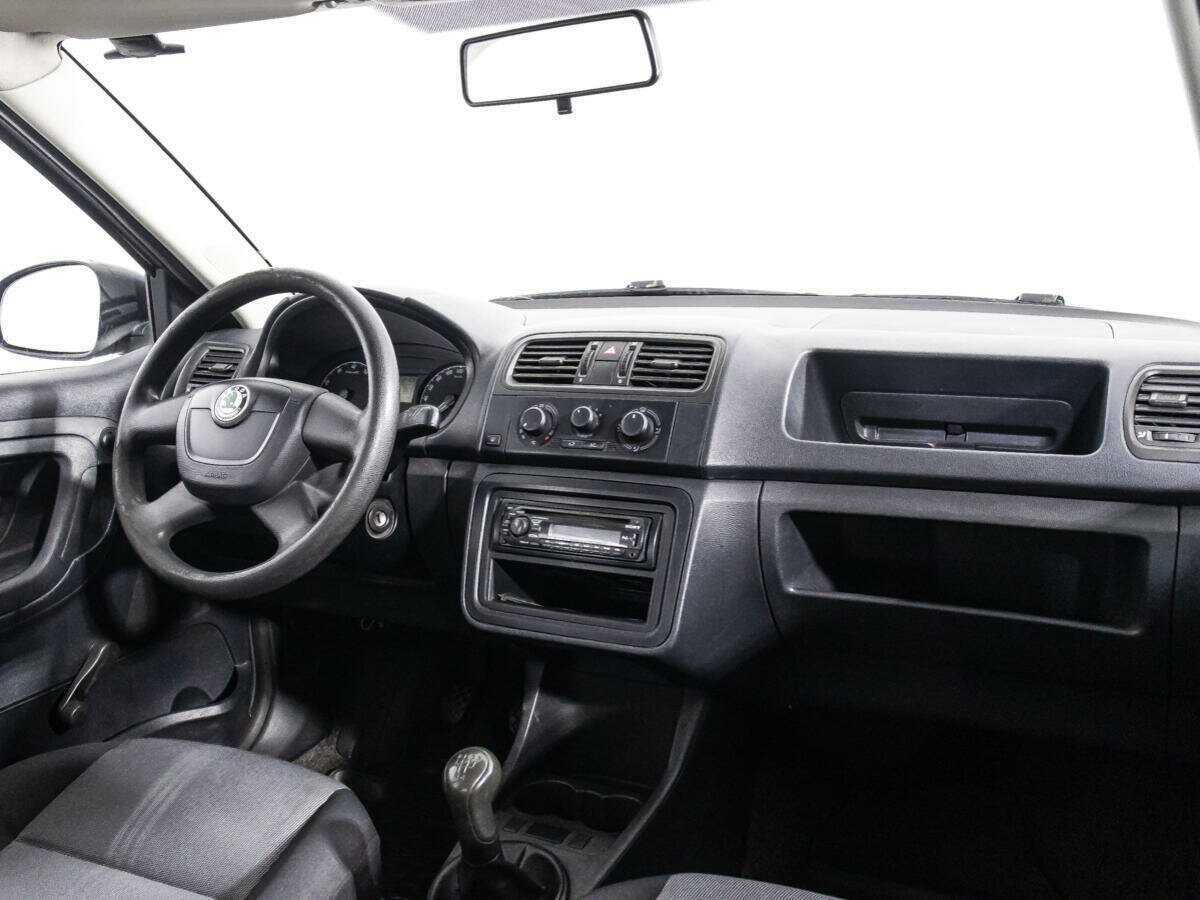 Купить Skoda Fabia с пробегом. Фото: #8