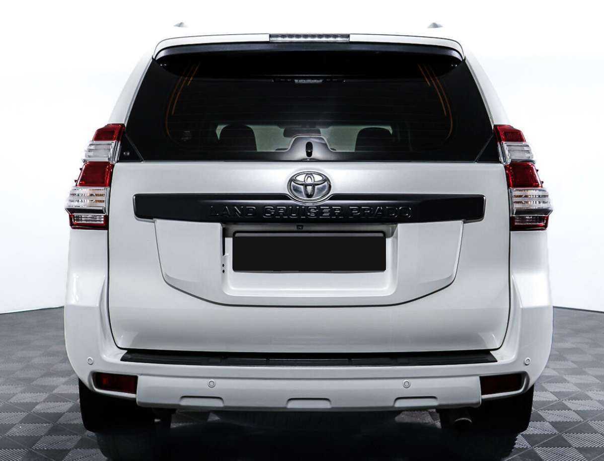 Купить Toyota Land Cruiser Prado с пробегом. Фото: #5