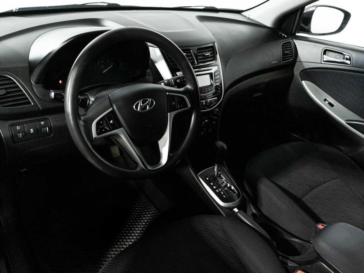 Купить Hyundai Solaris с пробегом. Фото: #10