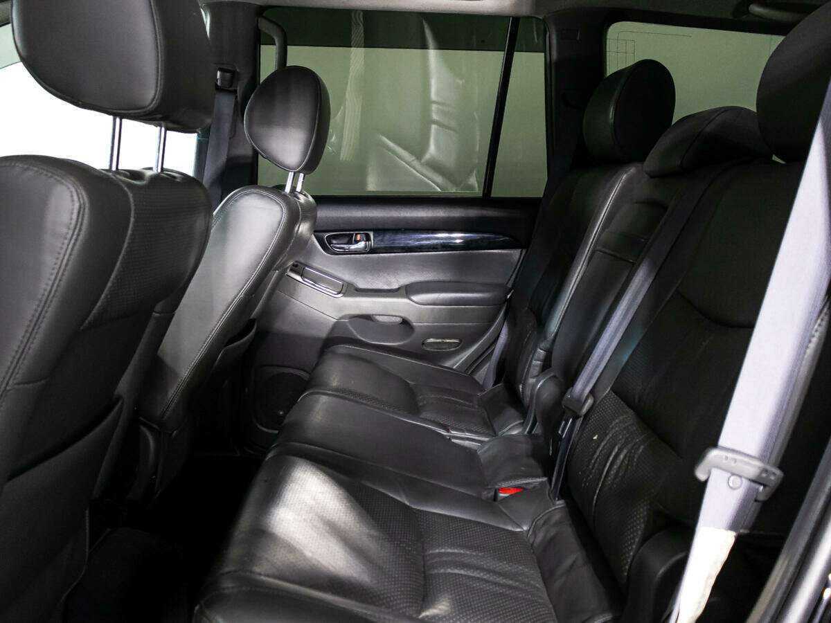 Купить Toyota Land Cruiser Prado с пробегом. Фото: #9