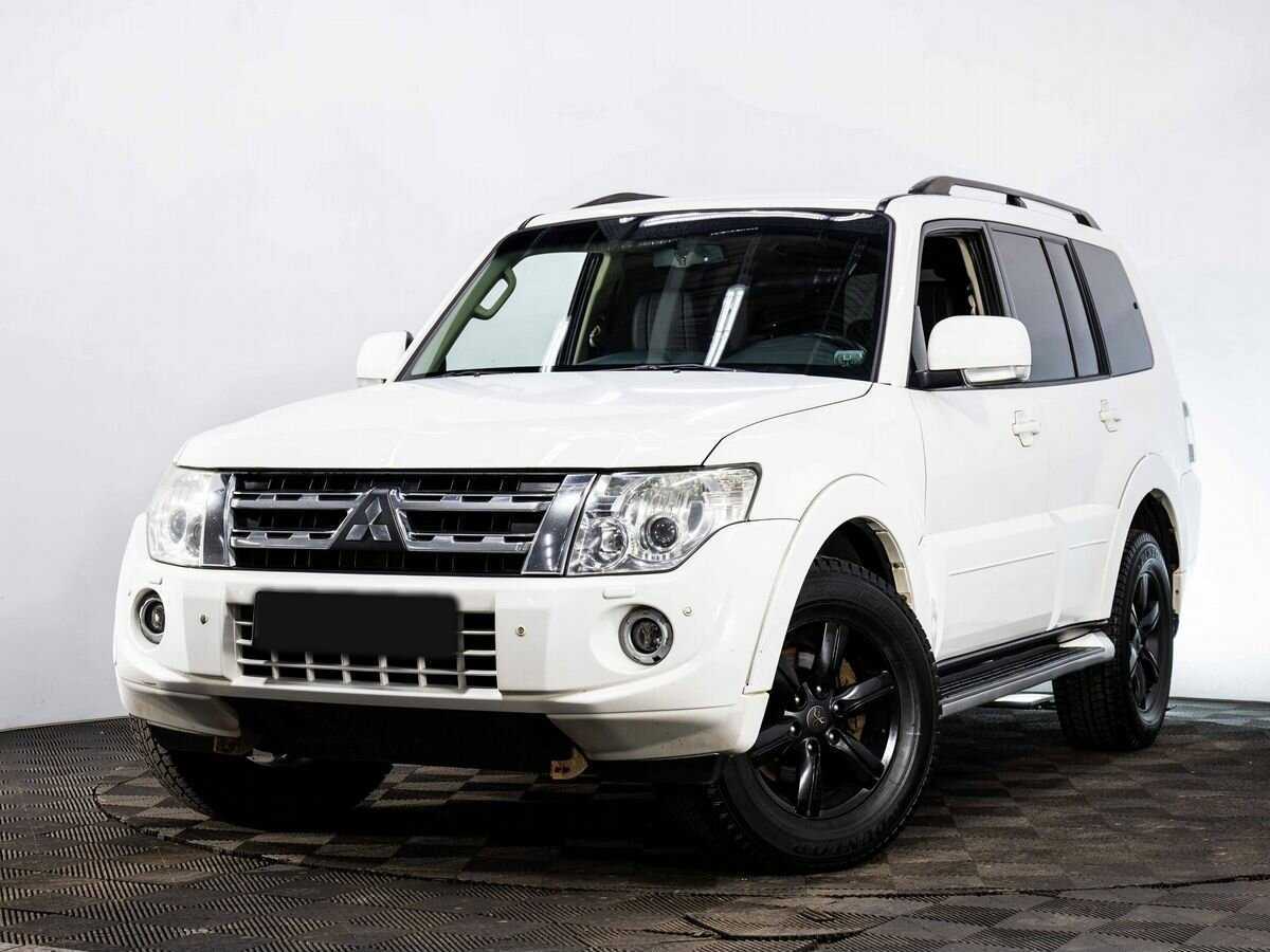 Купить Mitsubishi Pajero с пробегом. Фото: #0