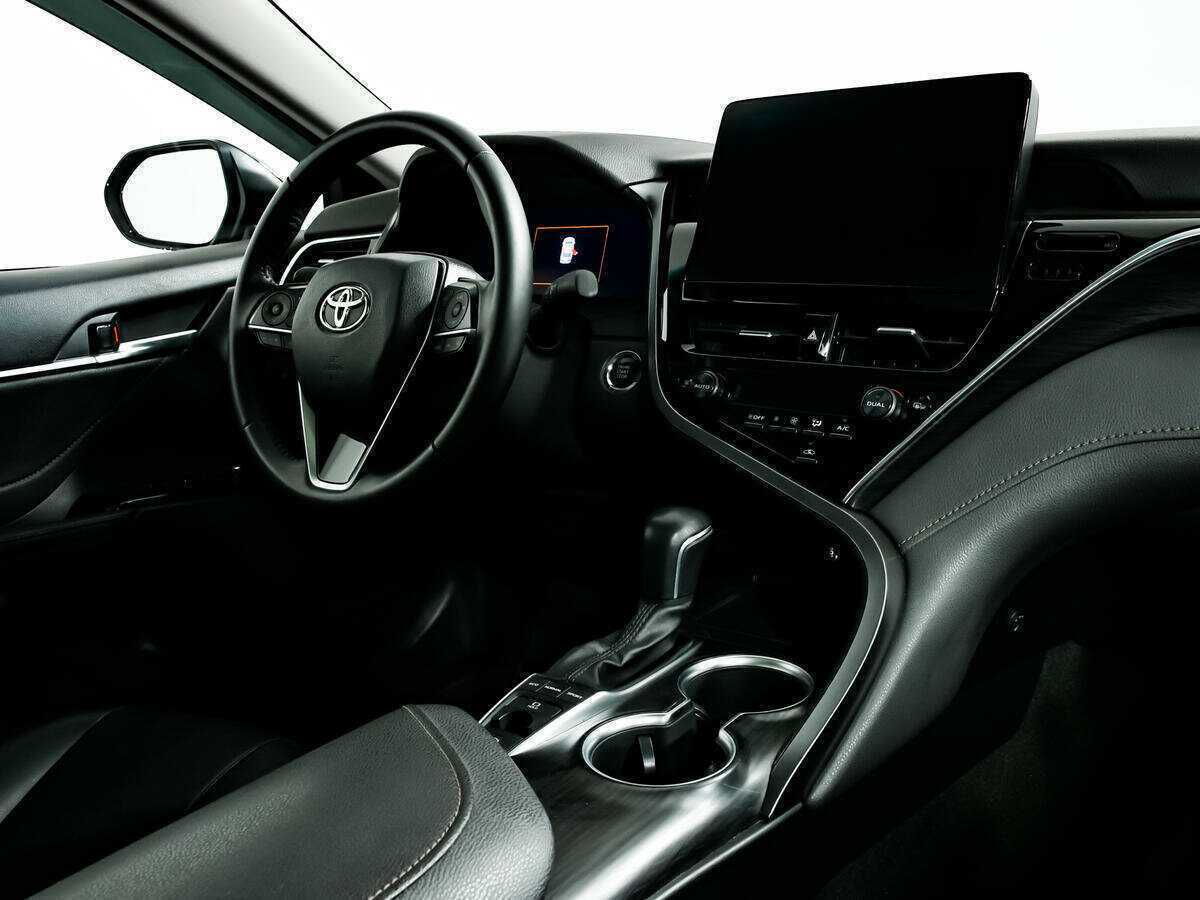 Купить Toyota Camry с пробегом. Фото: #8