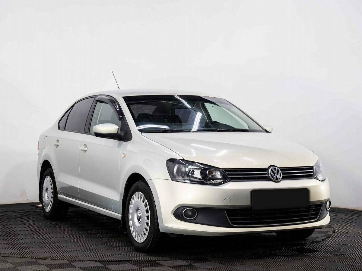 Купить Volkswagen Polo с пробегом. Фото: #2