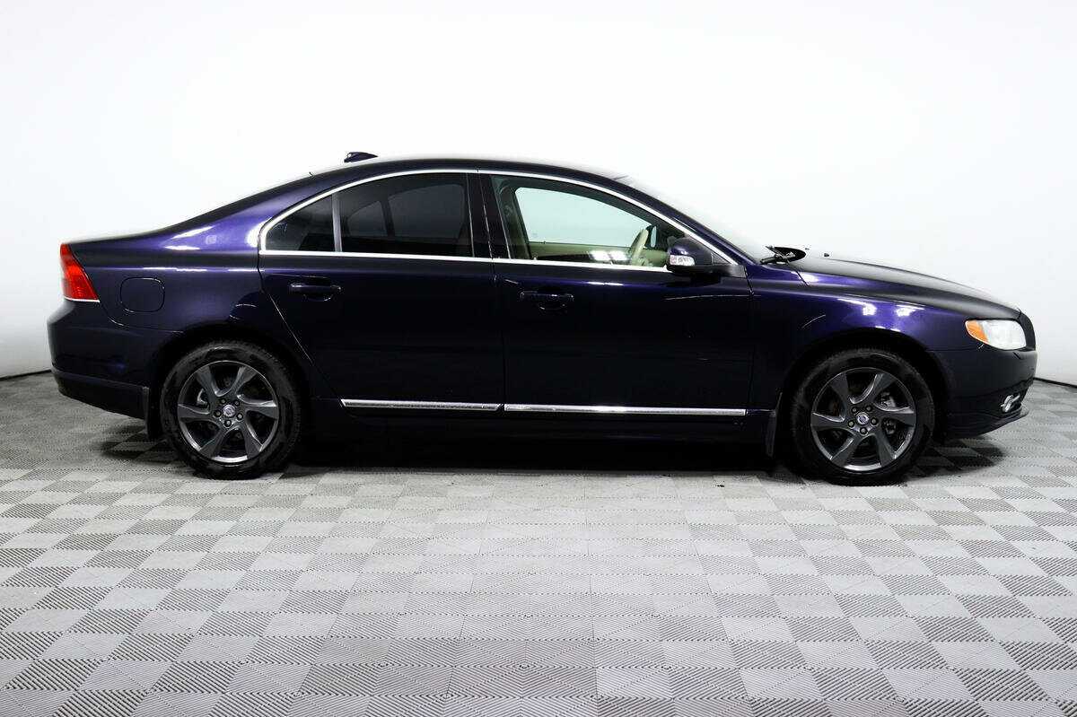 Купить Volvo S80 с пробегом. Фото: #3