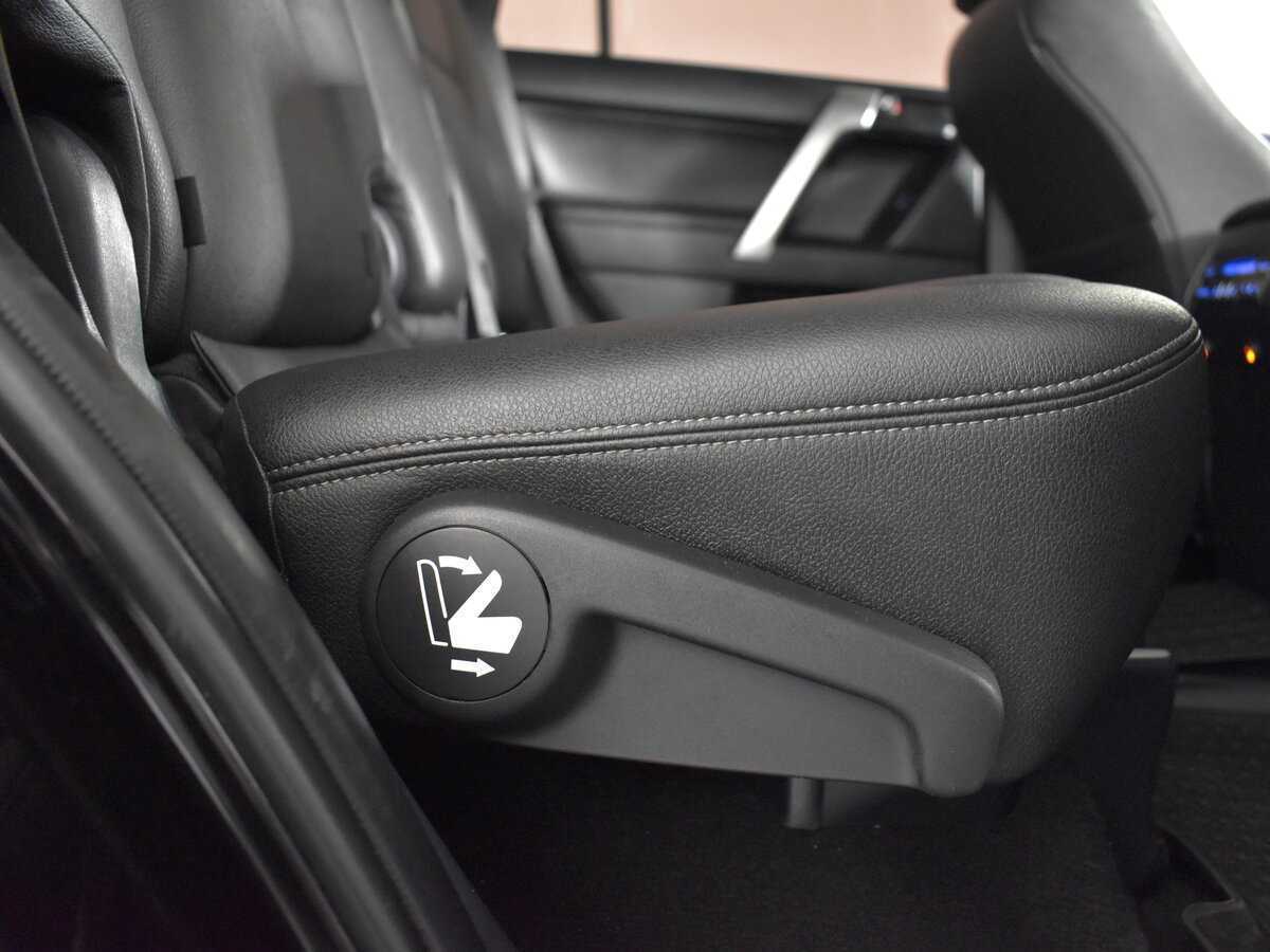 Купить Toyota Land Cruiser Prado с пробегом. Фото: #12