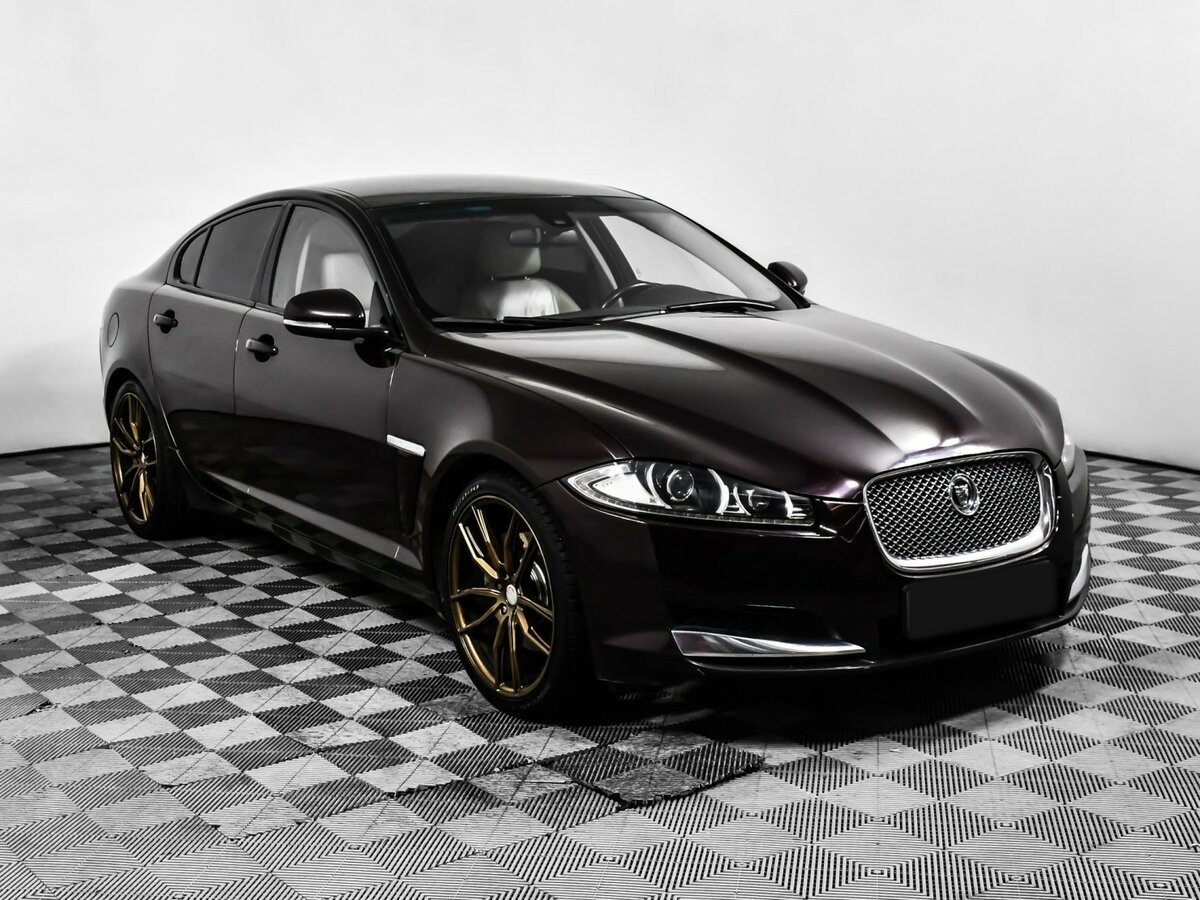 Купить Jaguar XF с пробегом. Фото: #2