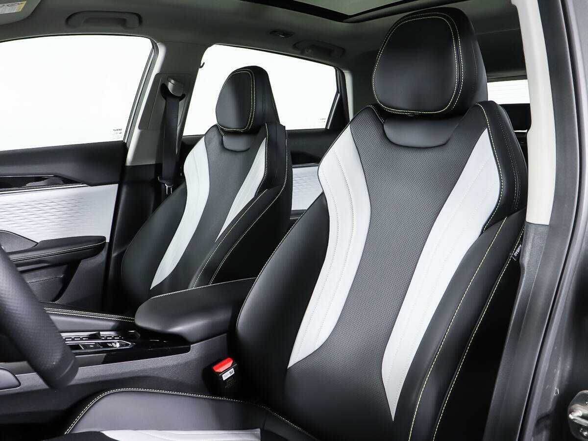 Купить Geely Coolray с пробегом. Фото: #16