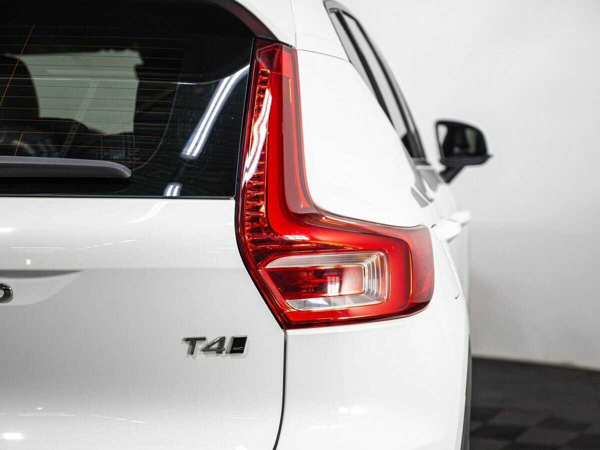 Купить Volvo XC40 с пробегом. Фото: #6