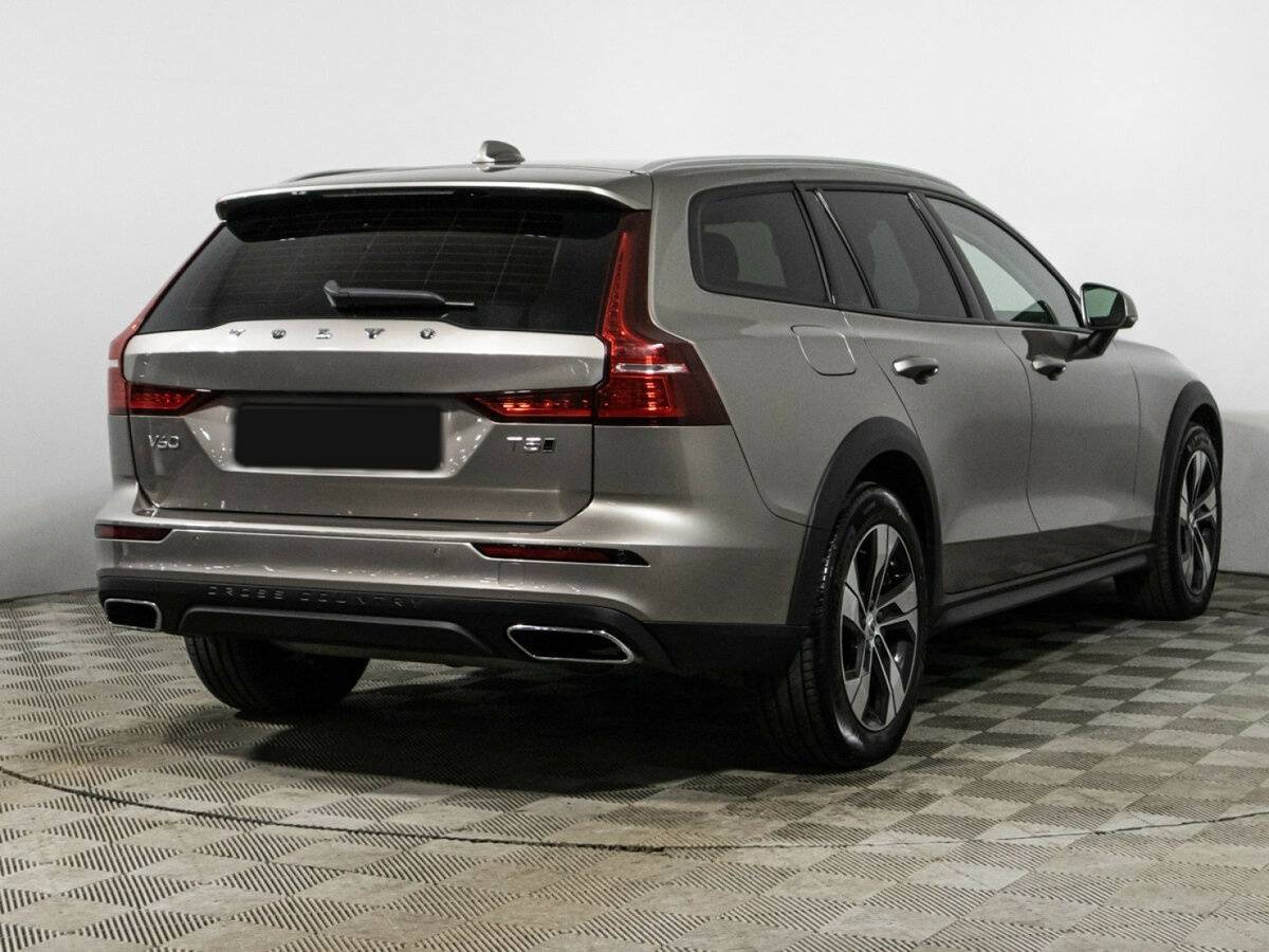 Купить Volvo V60 Cross Country с пробегом. Фото: #4