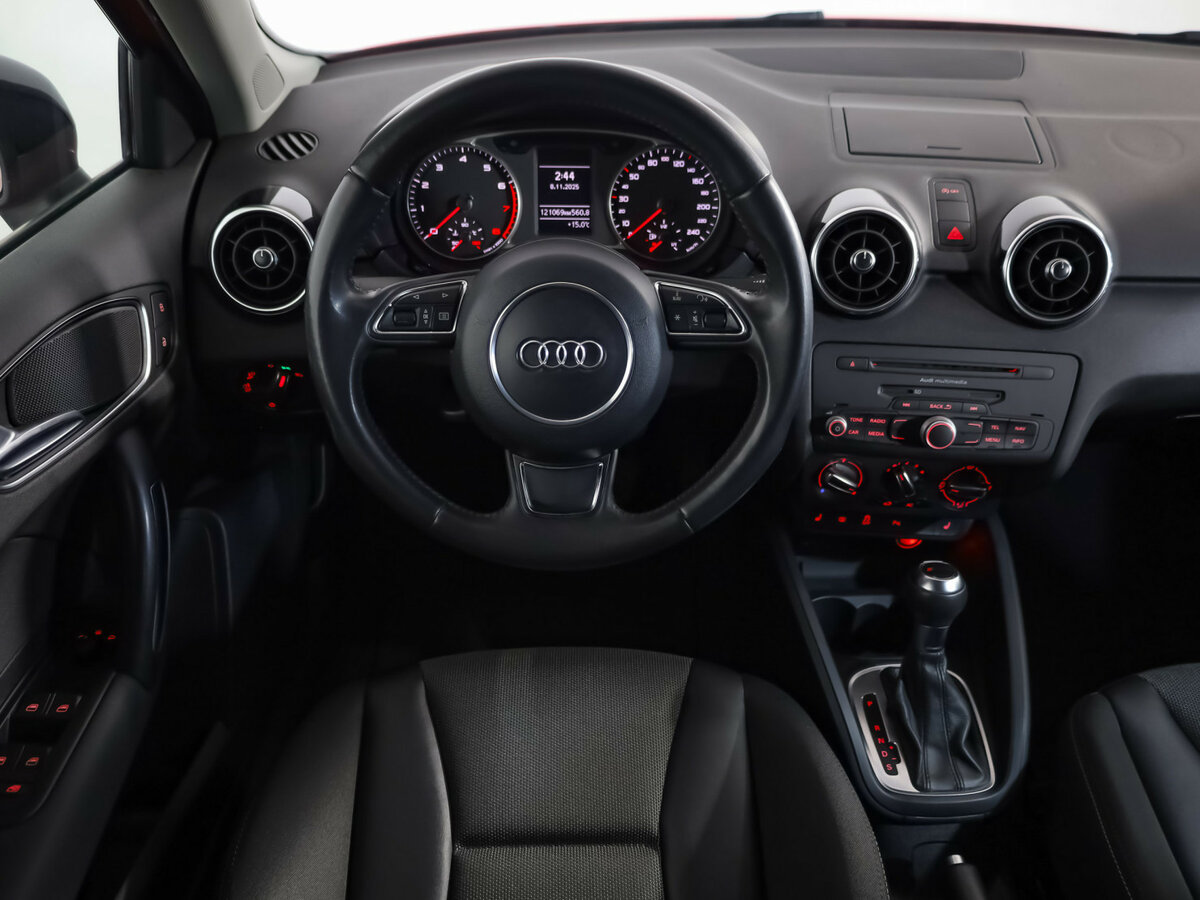 Купить Audi A1 с пробегом. Фото: #8