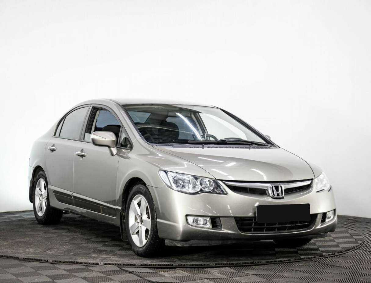 Купить Honda Civic с пробегом. Фото: #2