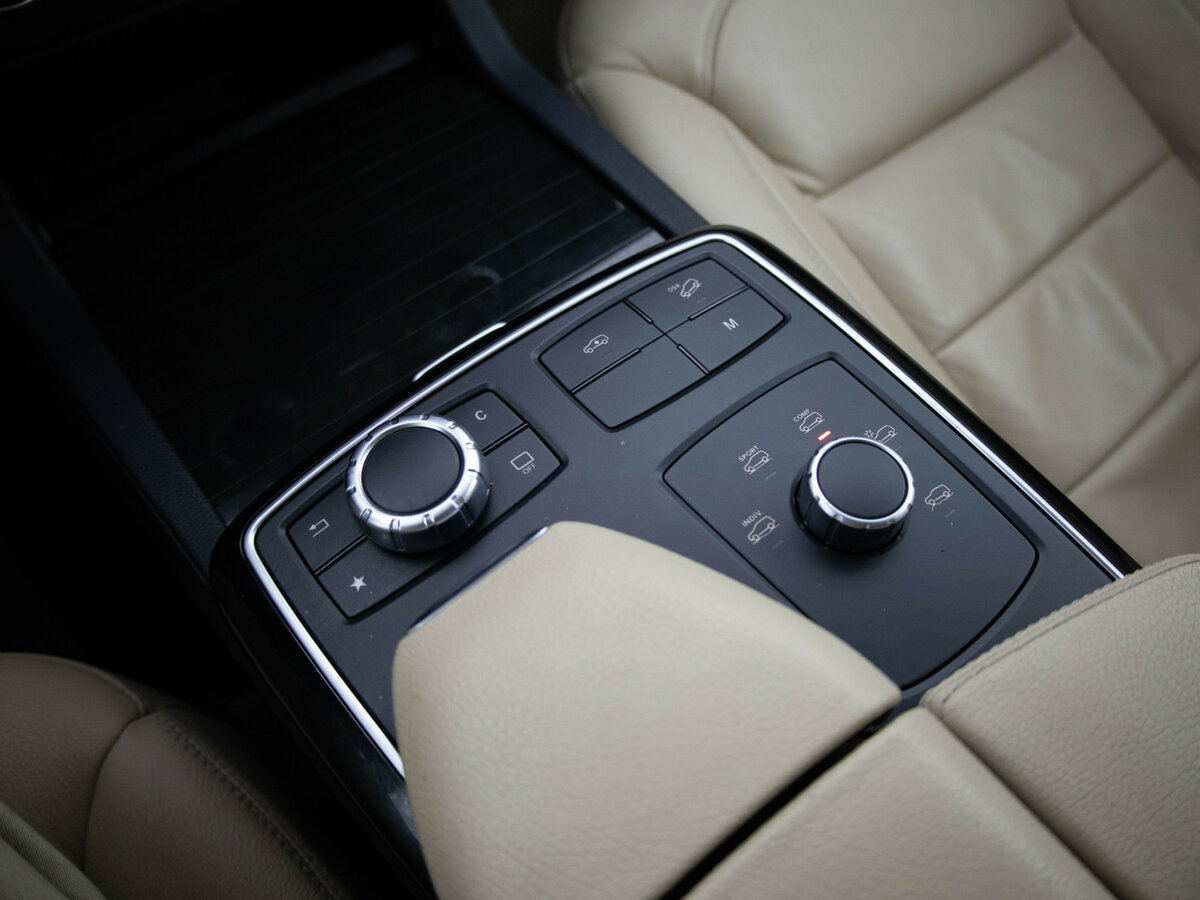 Купить Mercedes-Benz GLS с пробегом. Фото: #19