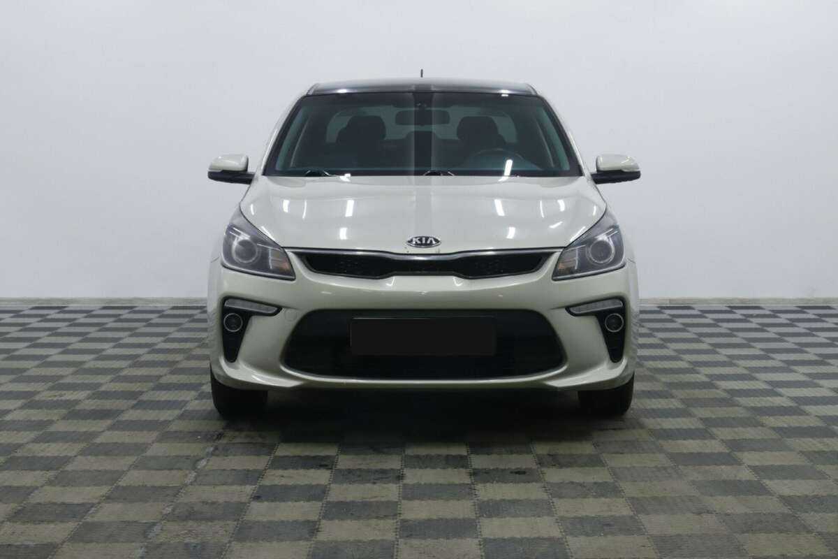 Купить Kia Rio с пробегом. Фото: #4