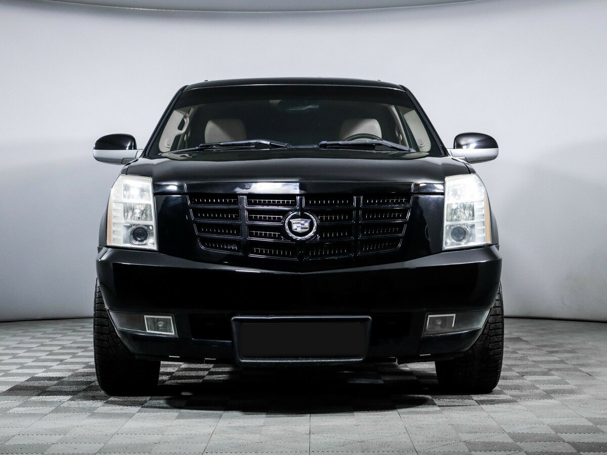 Купить Cadillac Escalade с пробегом. Фото: #1
