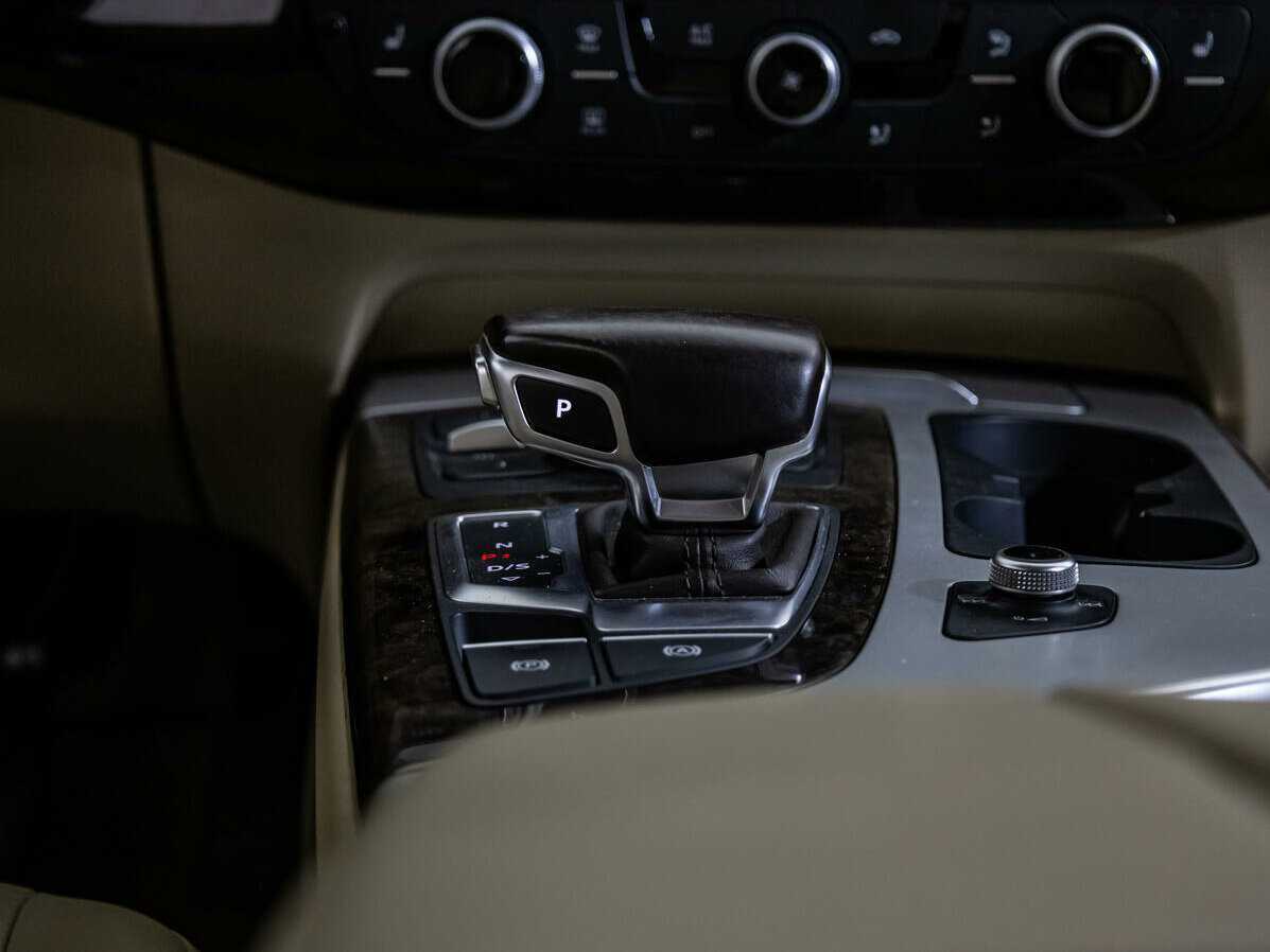 Купить Audi Q7 с пробегом. Фото: #24