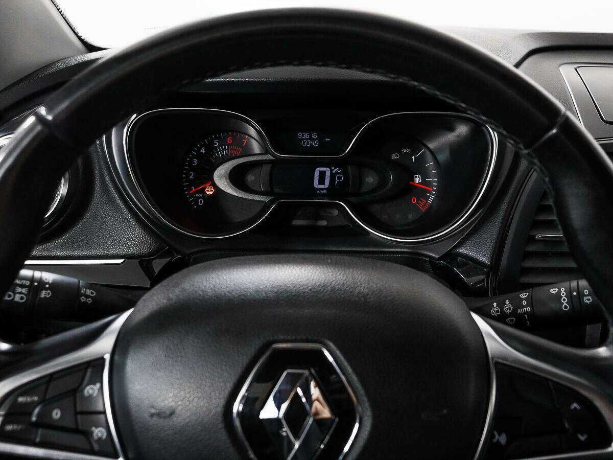 Купить Renault Kaptur с пробегом. Фото: #16