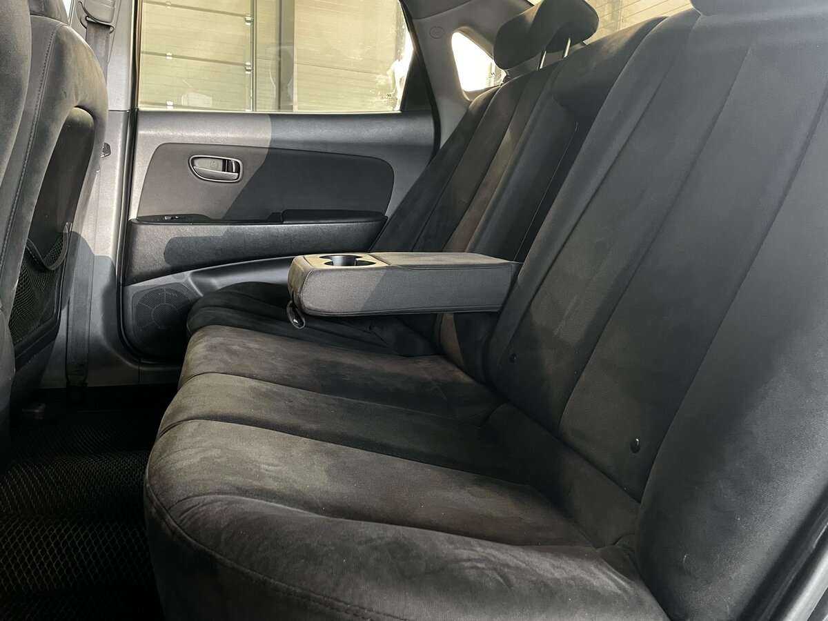 Купить Hyundai Elantra с пробегом. Фото: #11