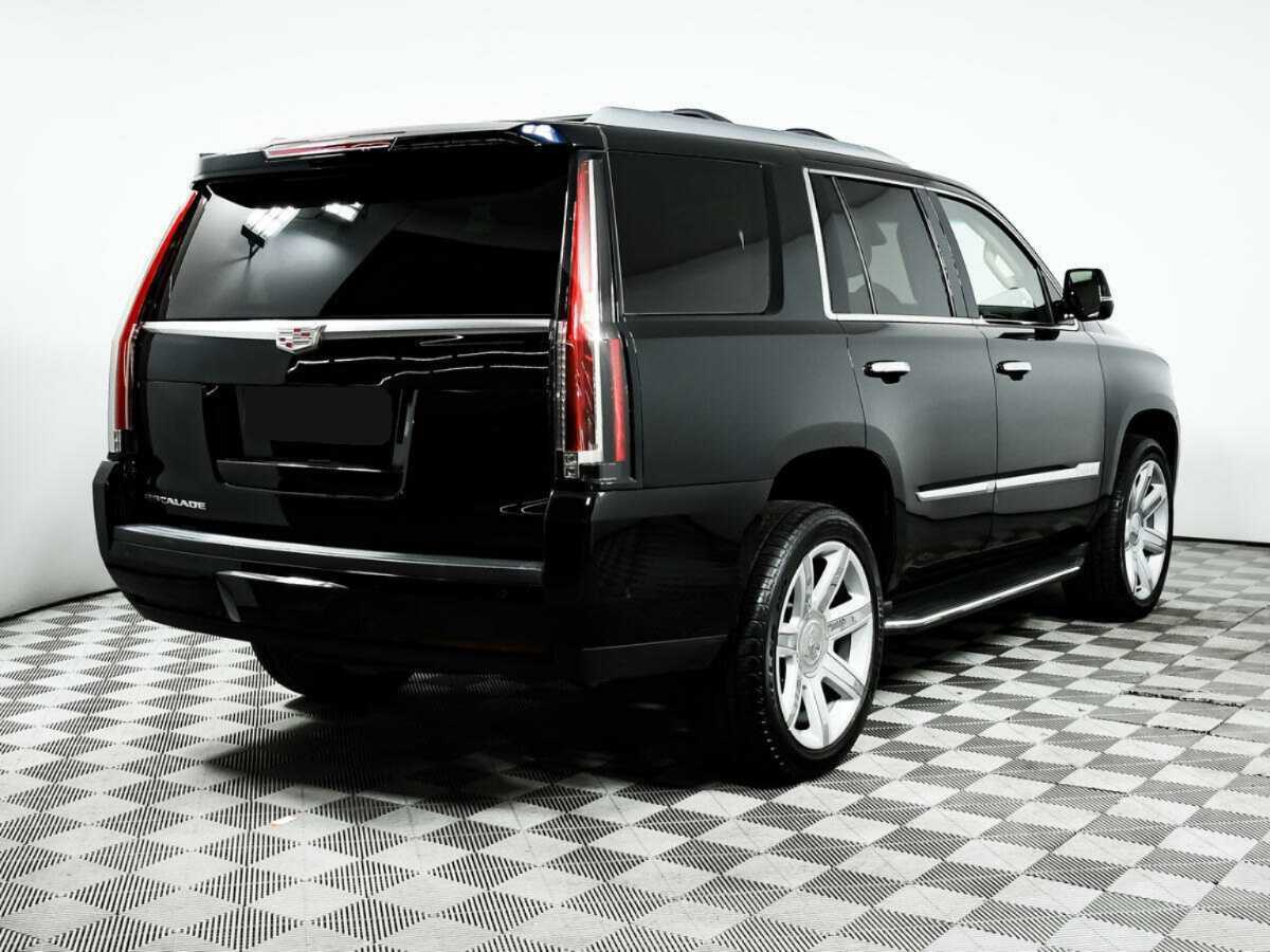 Купить Cadillac Escalade с пробегом. Фото: #4