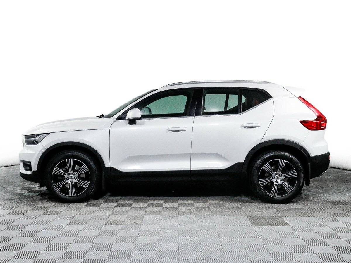 Купить Volvo XC40 с пробегом. Фото: #7