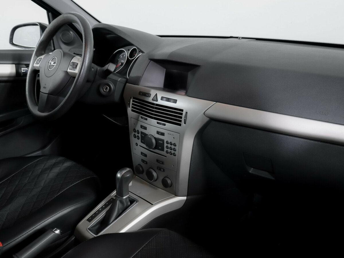 Купить Opel Astra с пробегом. Фото: #6