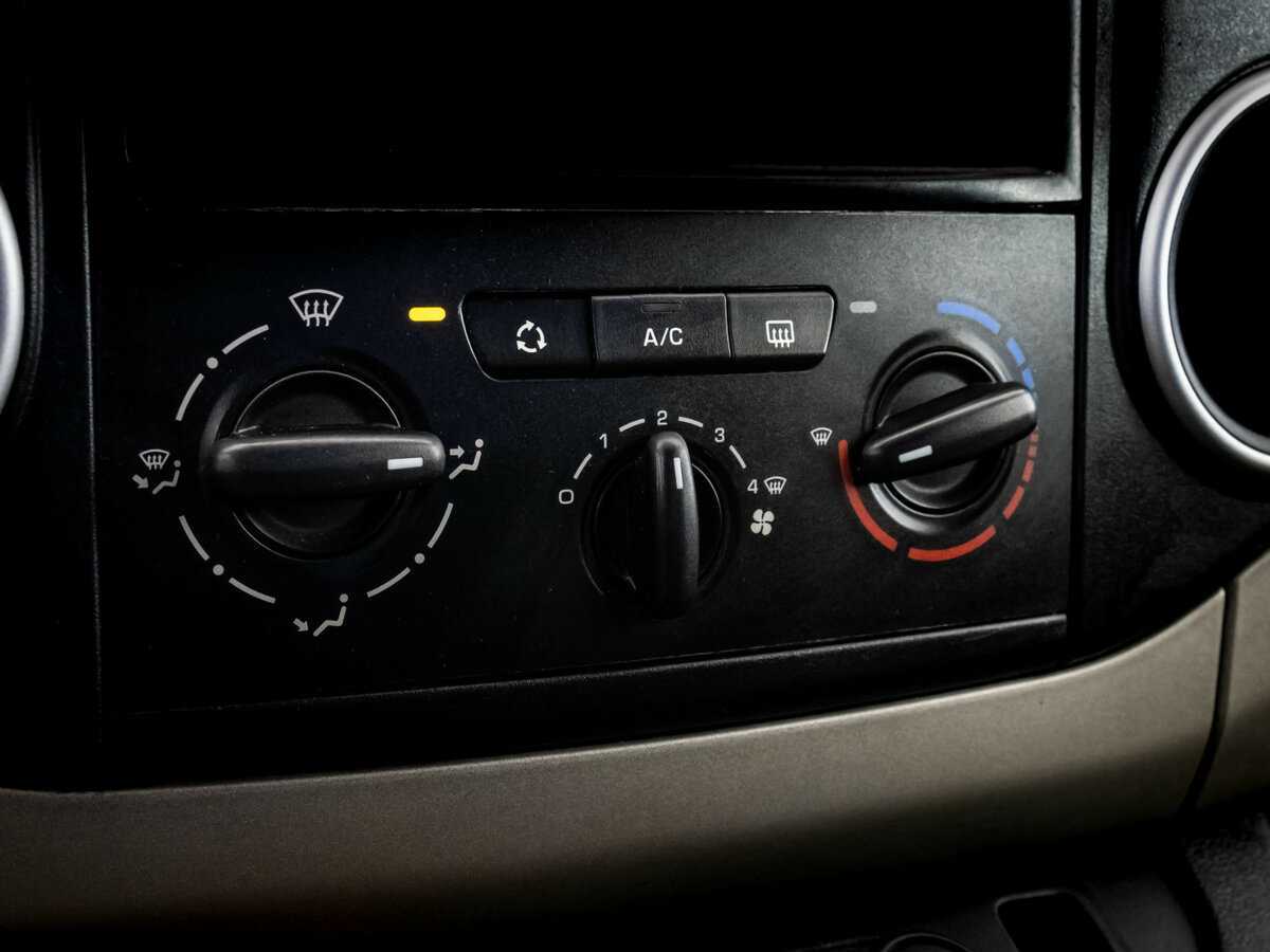 Купить Peugeot Partner с пробегом. Фото: #10