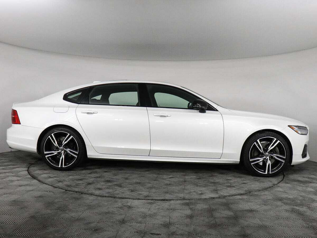 Купить Volvo S90 с пробегом. Фото: #3