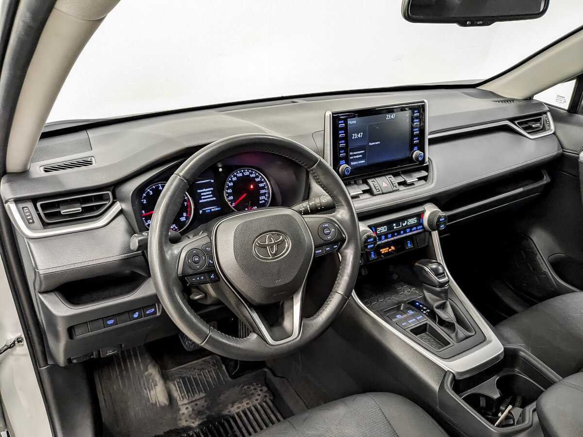 Купить Toyota RAV4 с пробегом. Фото: #15