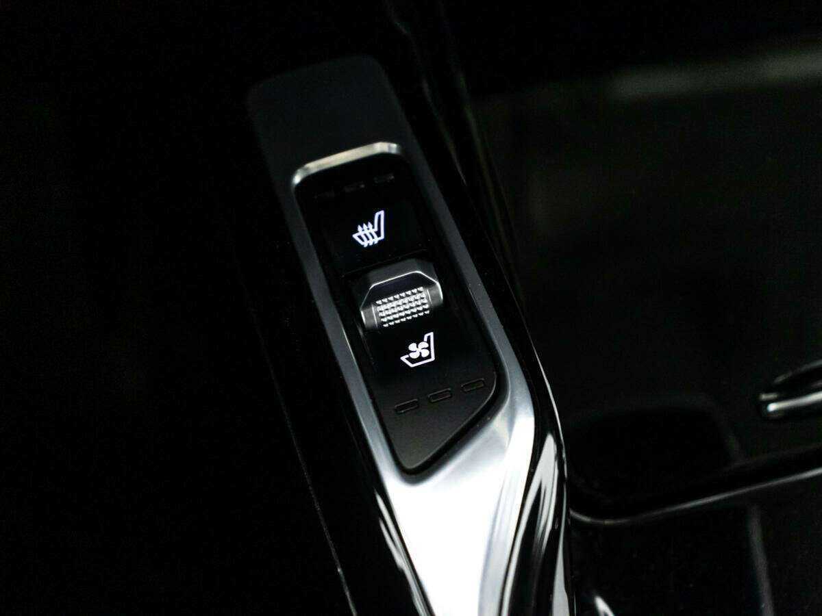 Купить Kia Sorento с пробегом. Фото: #22