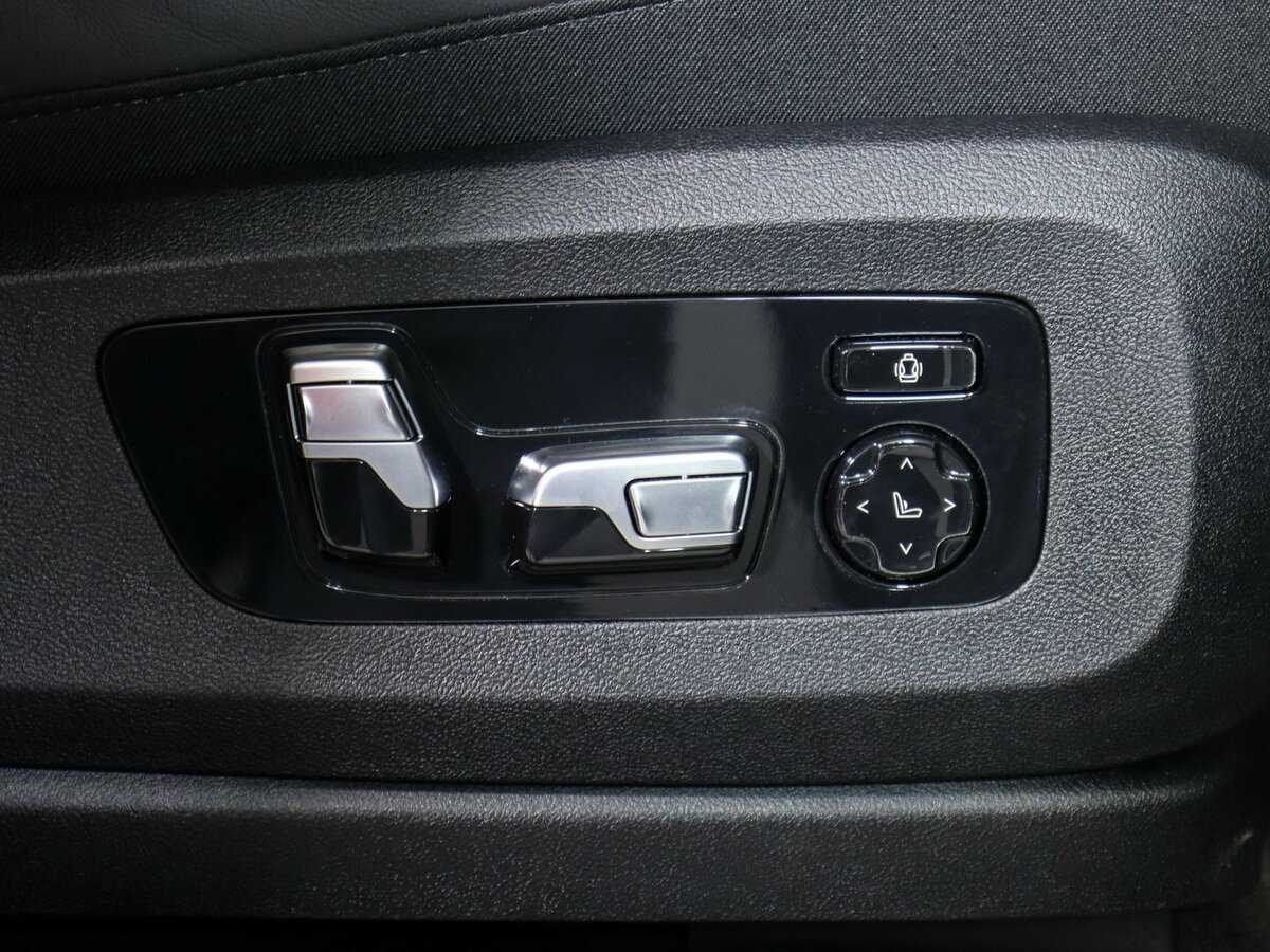 Купить BMW X7 с пробегом. Фото: #16