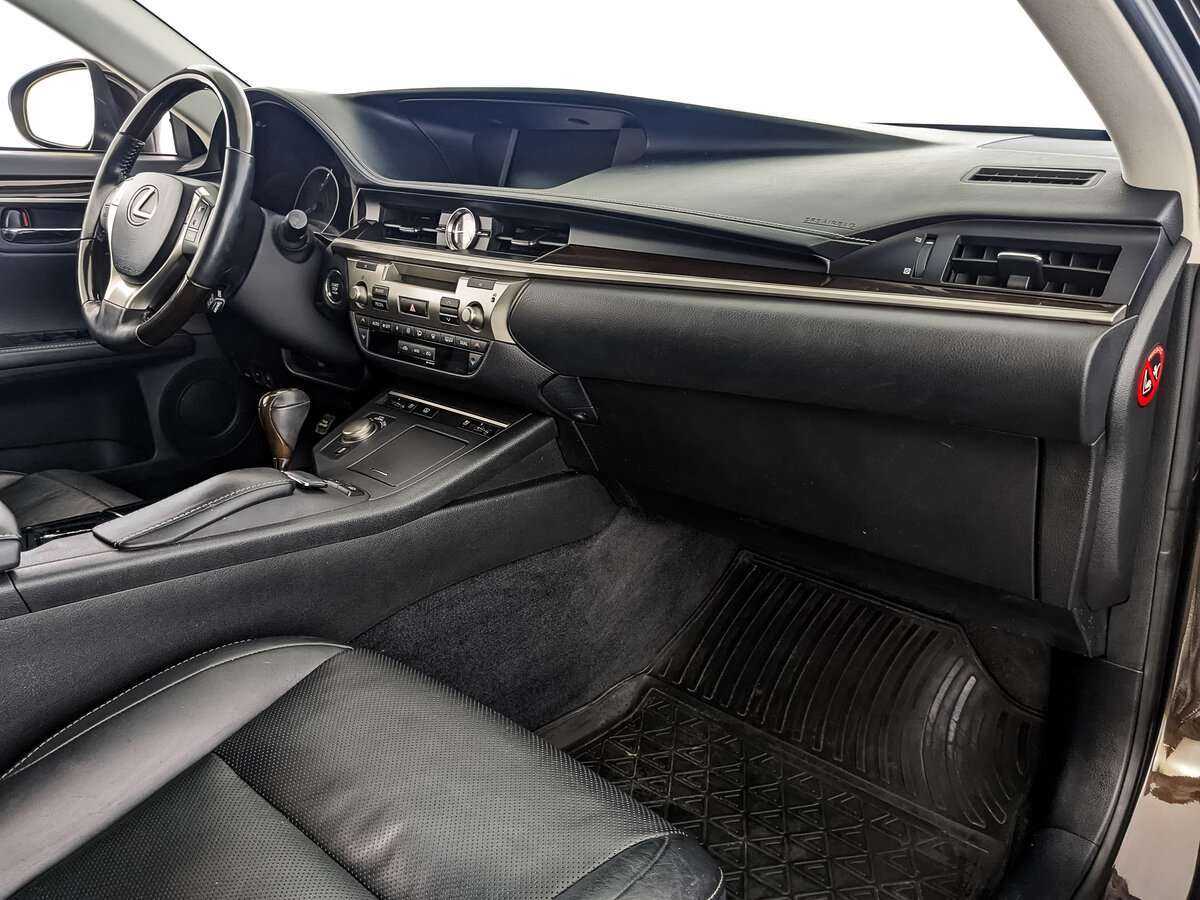 Купить Lexus ES с пробегом. Фото: #11