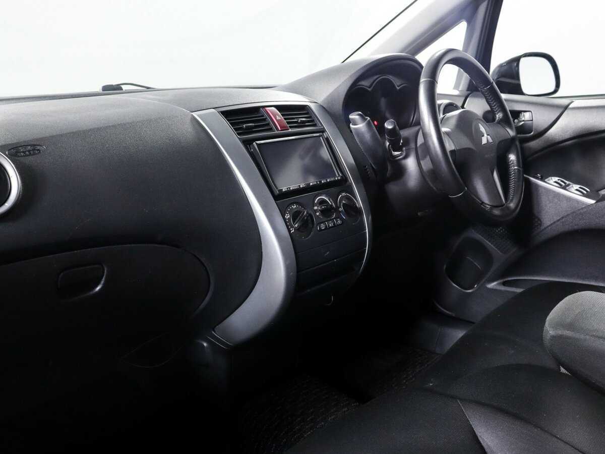 Купить Mitsubishi Colt с пробегом. Фото: #8