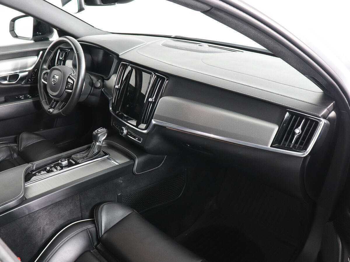 Купить Volvo S90 с пробегом. Фото: #9
