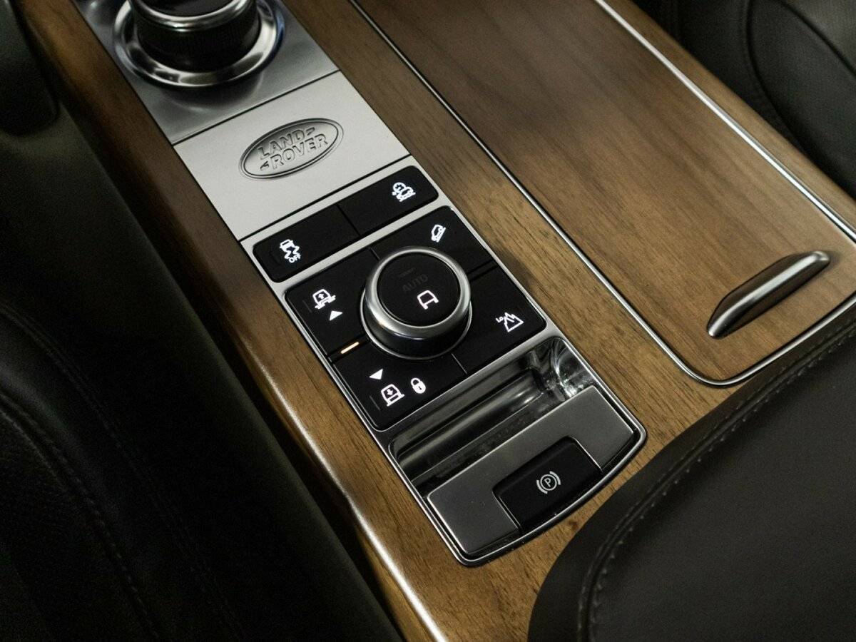 Купить Land Rover Range Rover с пробегом. Фото: #18