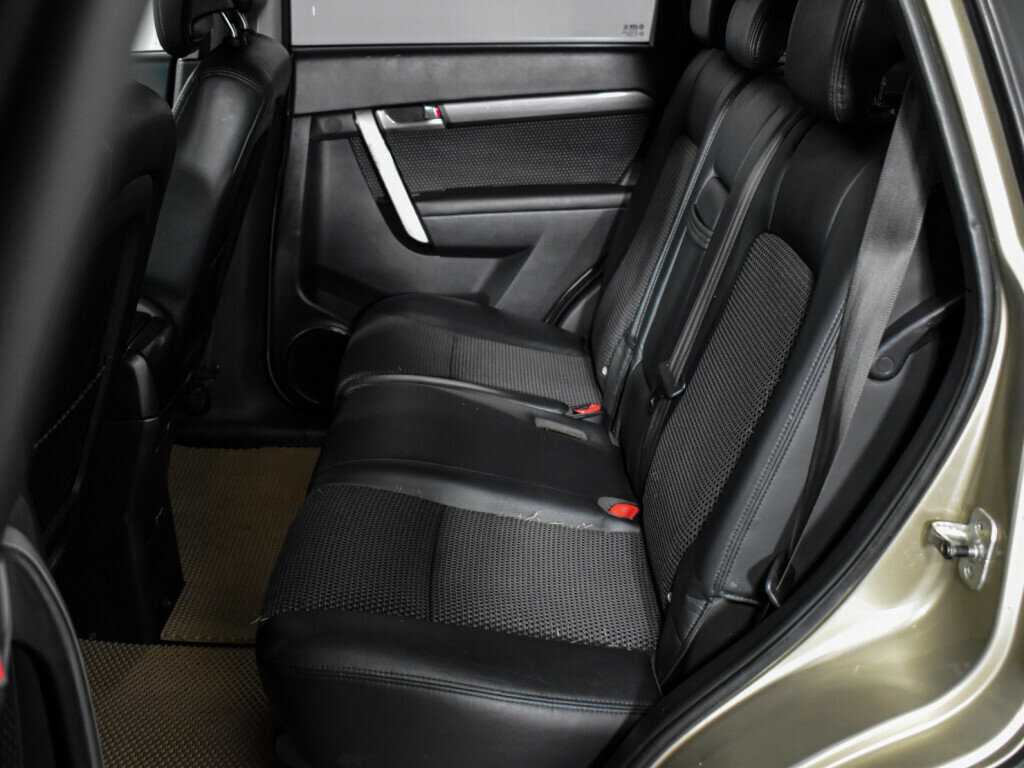 Купить Chevrolet Captiva с пробегом. Фото: #8