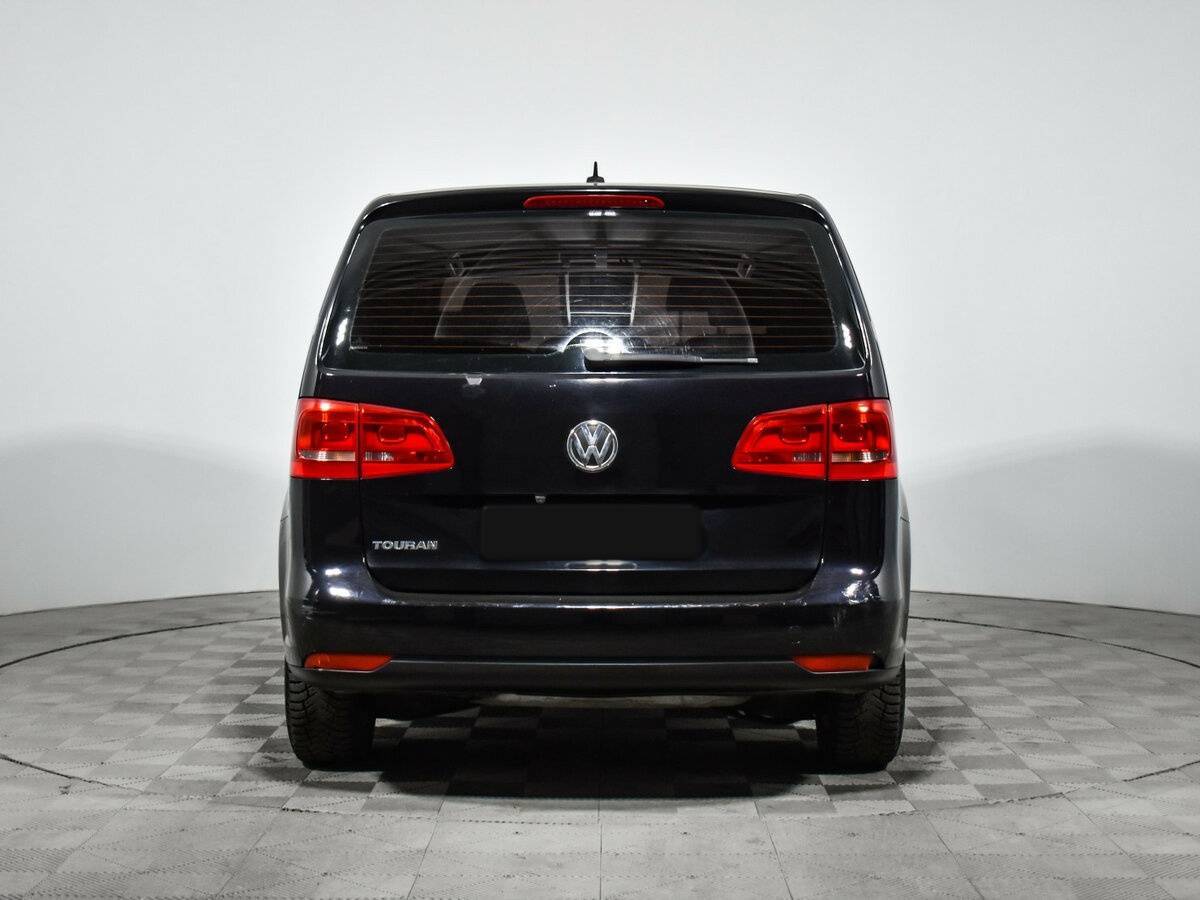Купить Volkswagen Touran с пробегом. Фото: #5