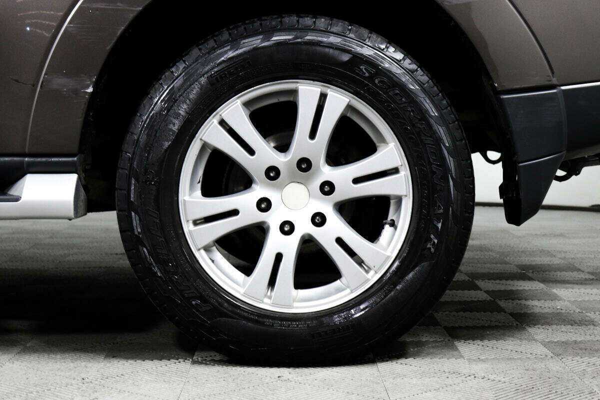 Купить Mitsubishi Pajero с пробегом. Фото: #13