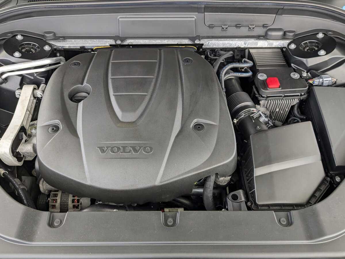 Купить Volvo XC60 с пробегом. Фото: #8