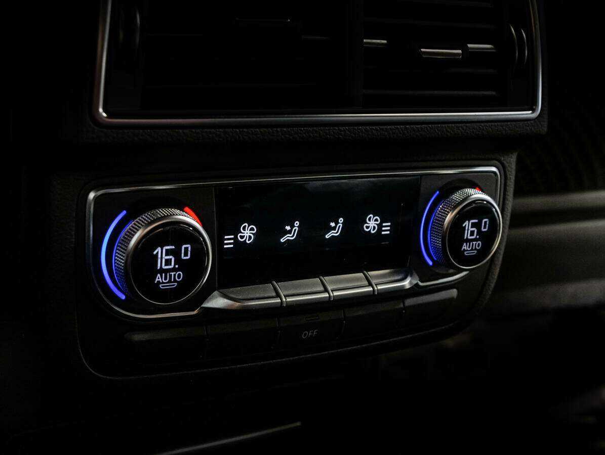 Купить Audi Q7 с пробегом. Фото: #24