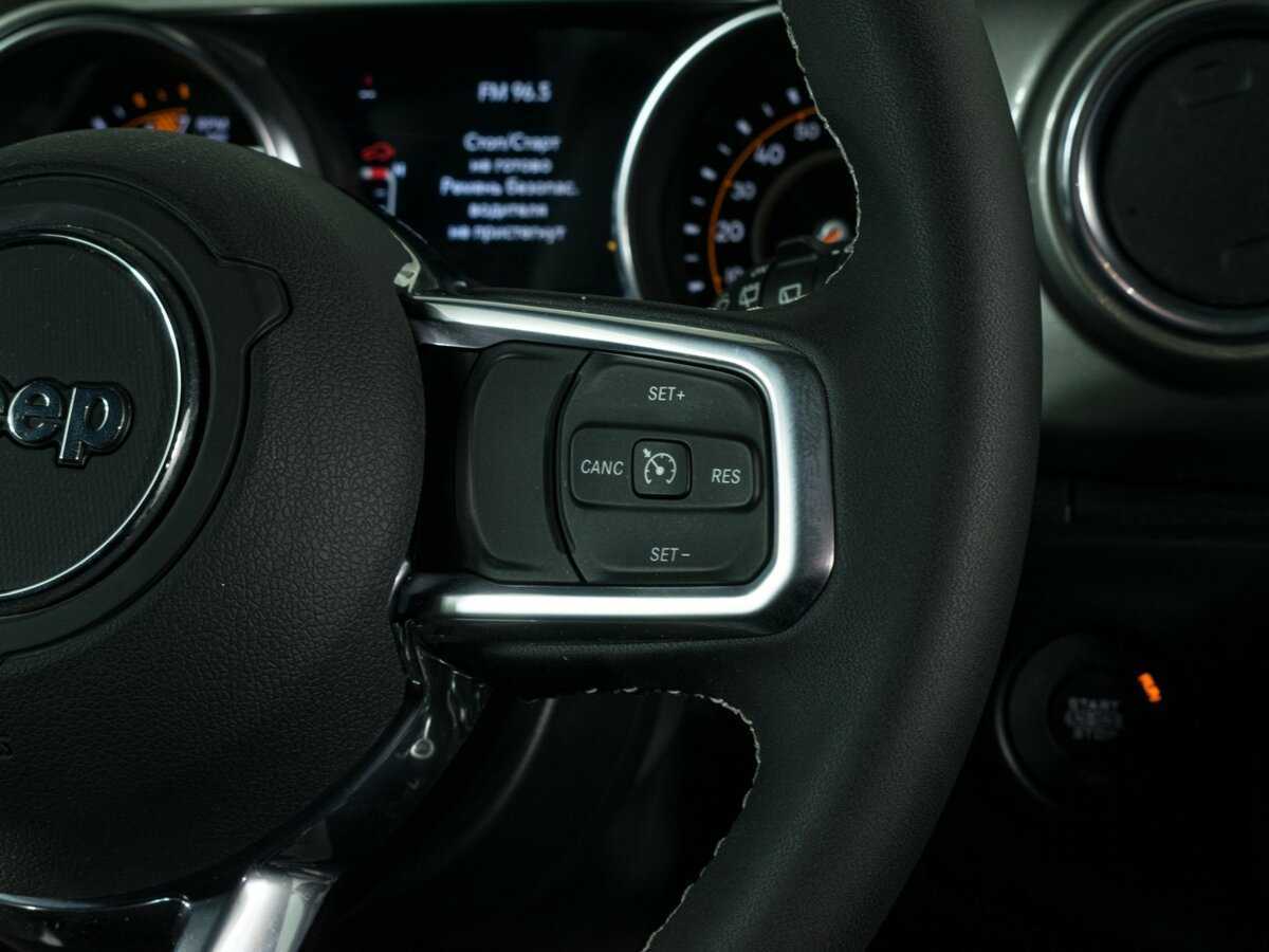 Купить Jeep Wrangler с пробегом. Фото: #13