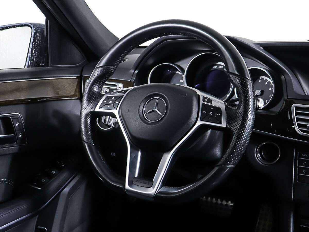 Купить Mercedes-Benz E-Класс с пробегом. Фото: #14